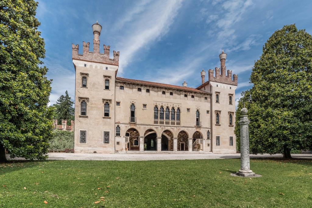 Dal castello alla villa Veneta
